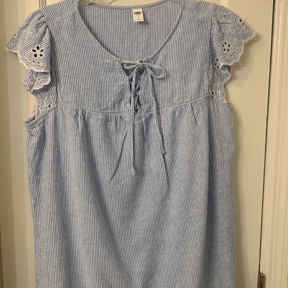 Adorable Lined Linen shift dress with Eyelet details Medium EUC - Picture 6 of 8